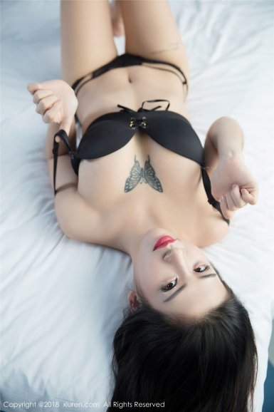 “8868体育平台”擦完粉底液起皮的原因 怎样防止擦完粉底液起皮(图1) 8868体育登录